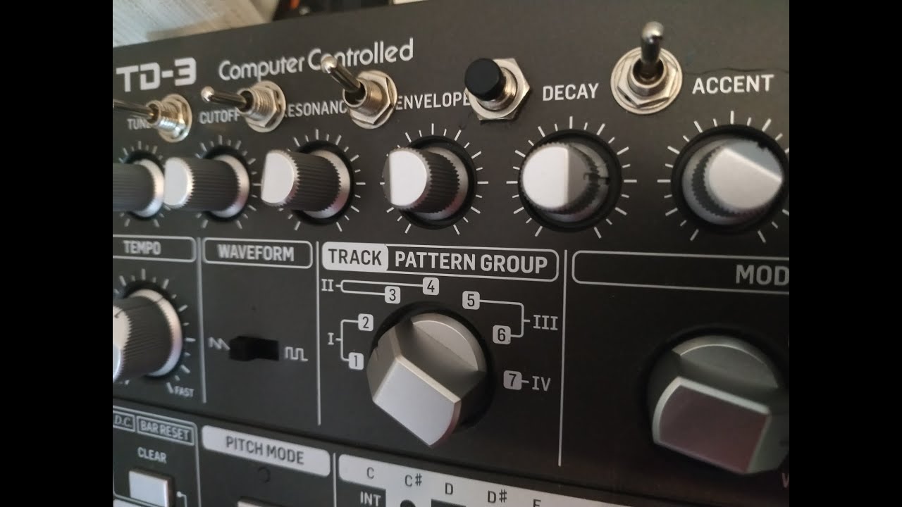 Behringer TD-3 + Behringer RD-6 (modded TD-3) ACID JAM #td3 #tb303 #acid