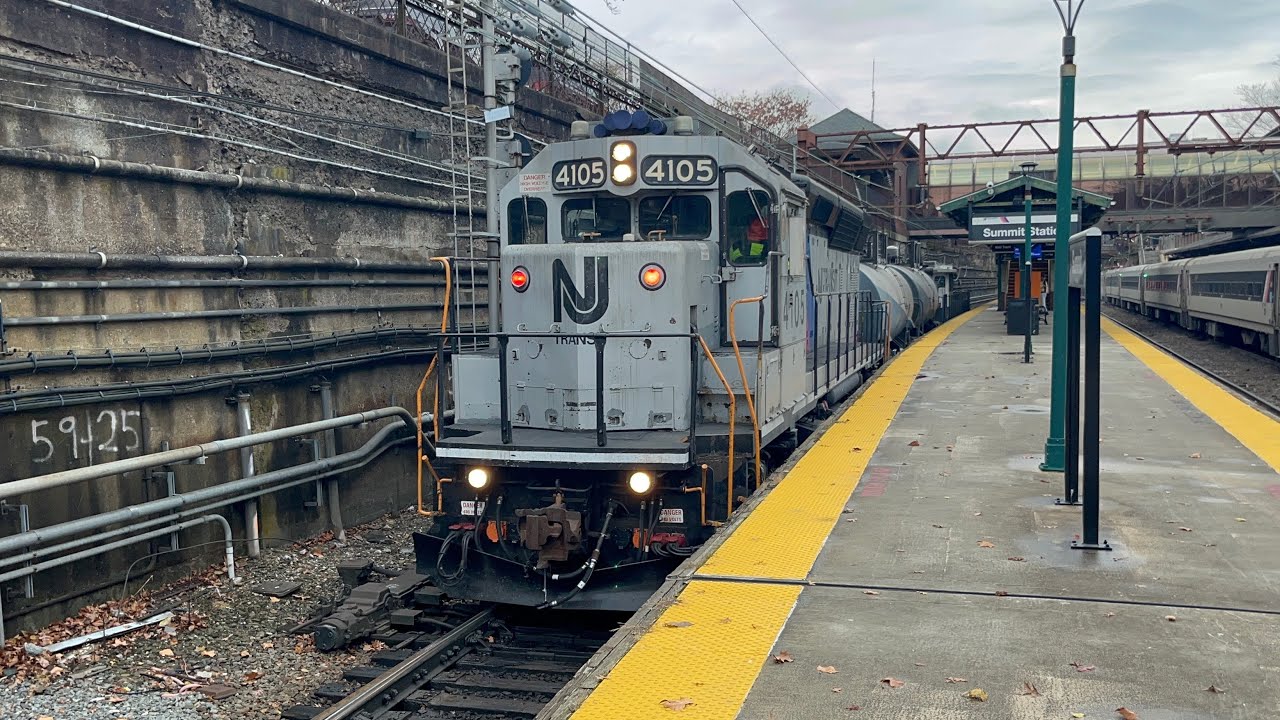 NJ Transit - Morris & Essex Line Railfanning at Summit (11/26/25)