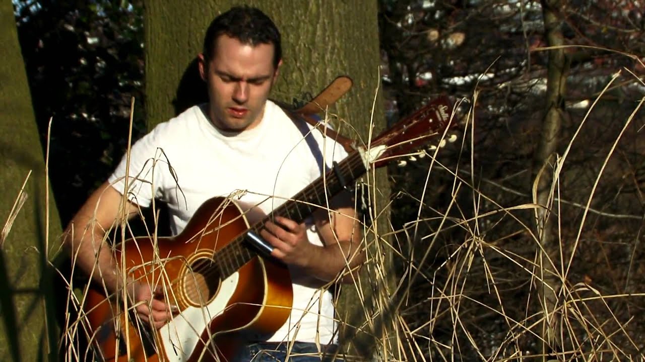 Serious Sam Barrett - Lullaby of Leeds.Hi Def