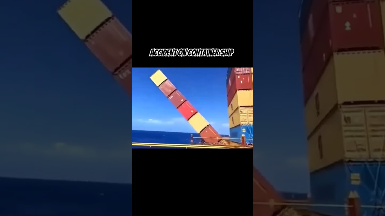Accident on container ship | Containers overboard | Lashing failure