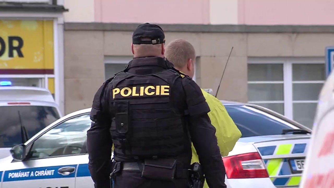 SVITAVY - Požár a nahlášená bomba - horké poledne 12.května