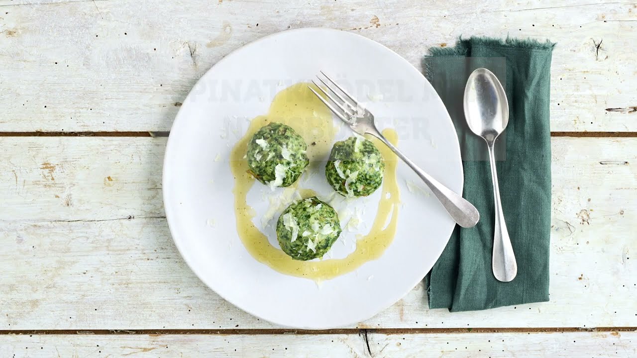 Spinatknödel mit Nussbutter