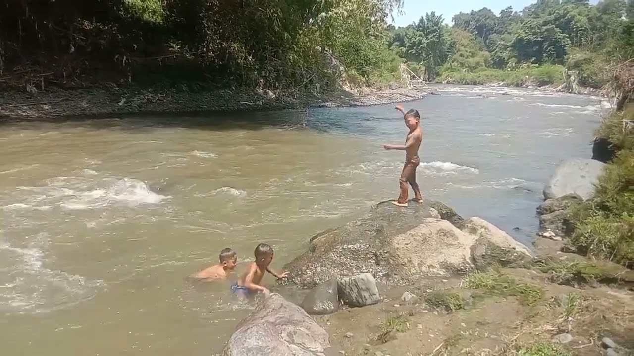 Bocil mandi di sungai #37 seru