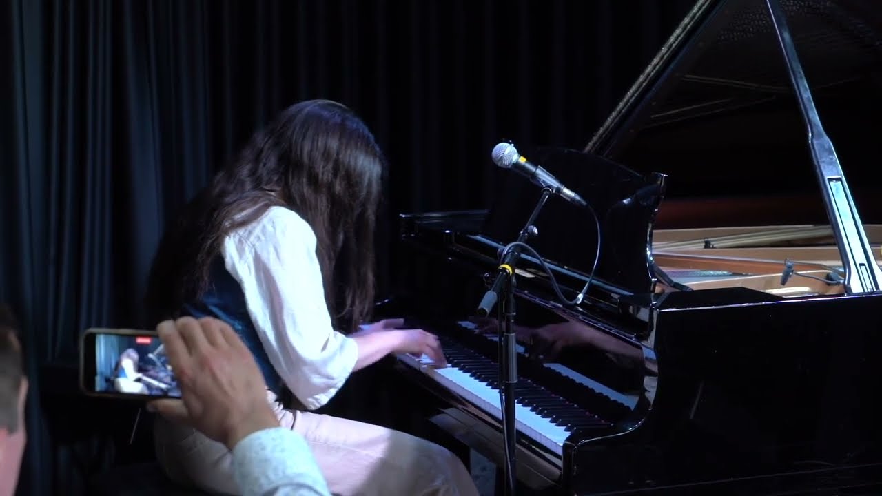 Bijelo Dugme - Sve ce to, o mila moja, prekriti ruzmarin, snjegovi i sas (Piano Arr. by Nicol River)