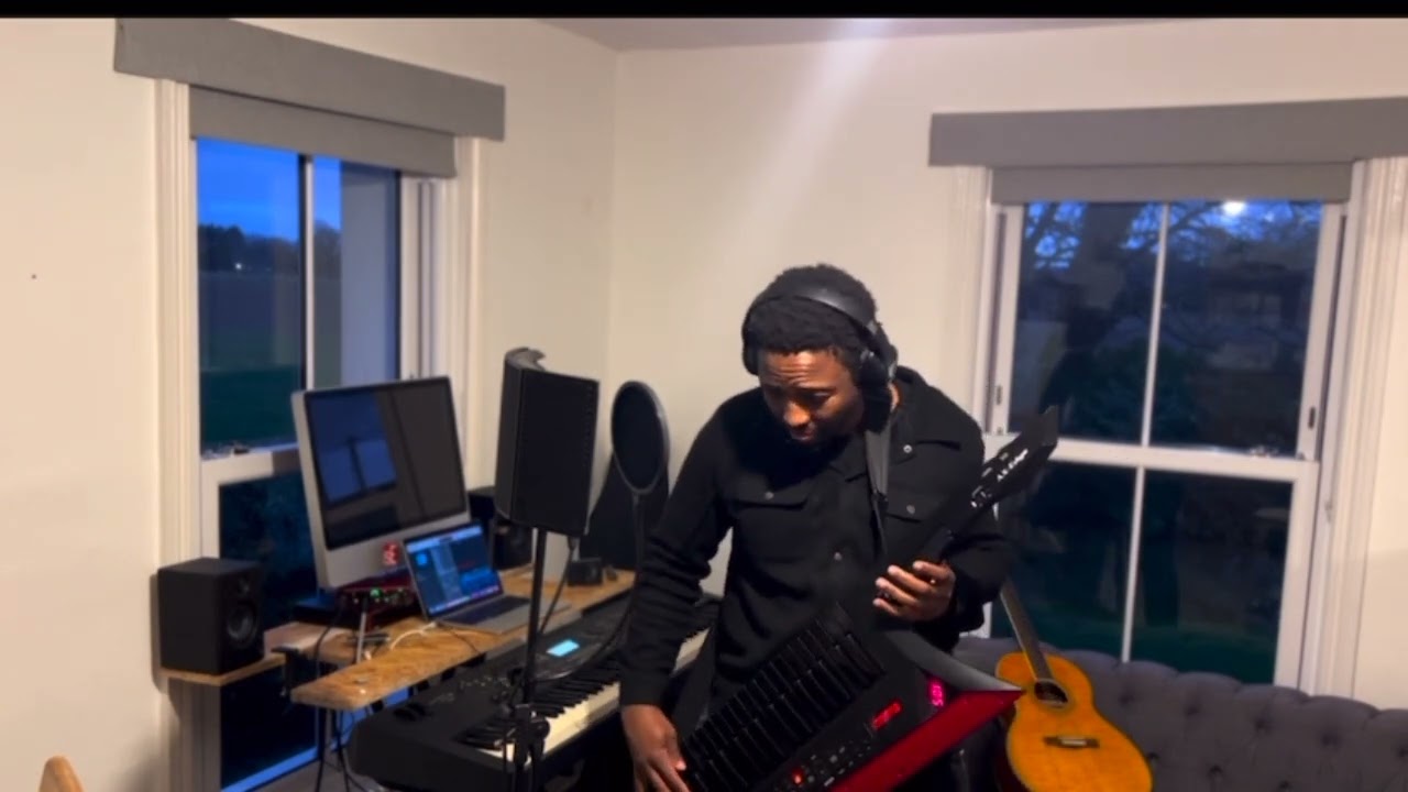 Uyena Sjava cover