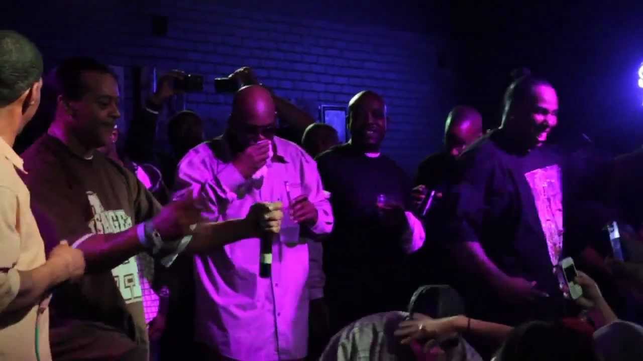 SUGA FREE - Sana Sana  - live @ Malone's