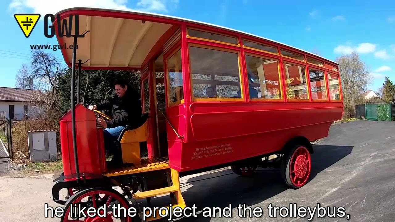100 years old trolleybus replica - using Lithium batteries (Czech Audio, English subtitles)