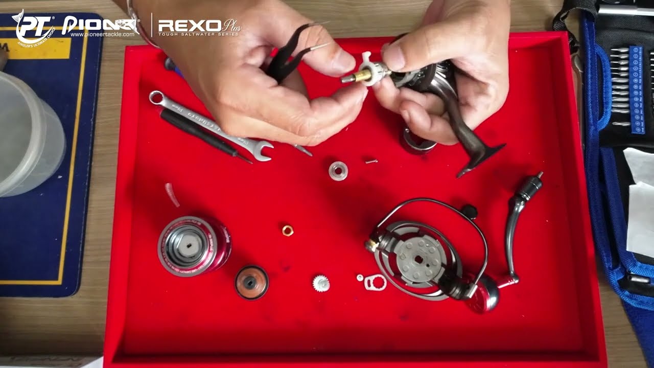 แกะรอกสปินนิ่ง REXO PLUS เบอร์ 3000