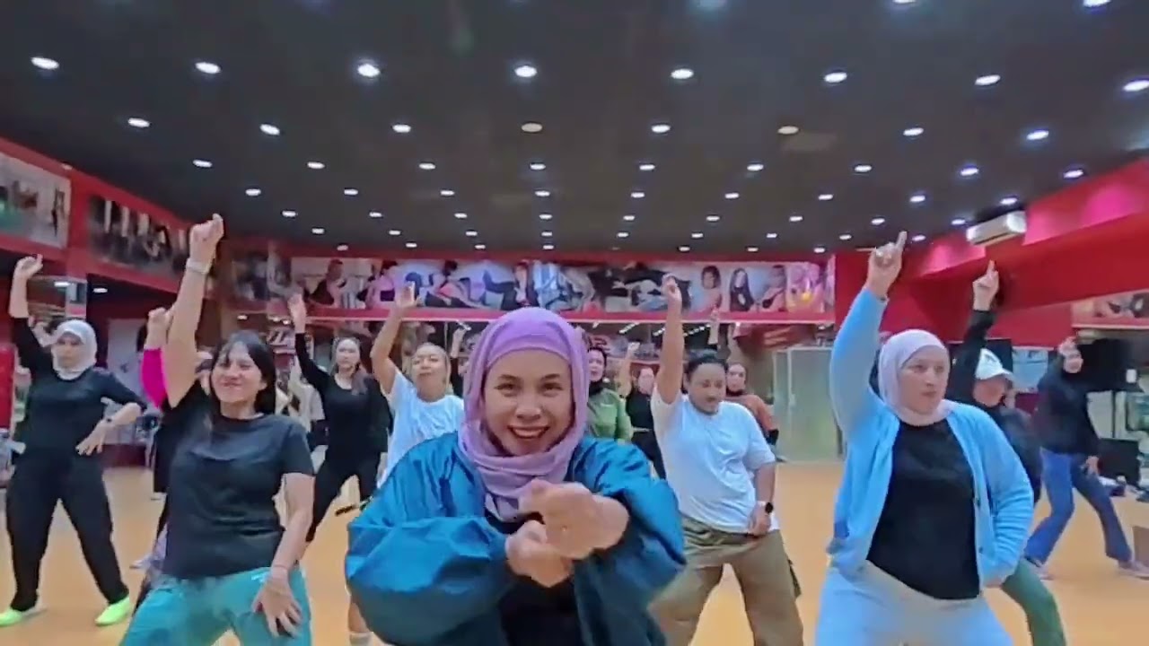 AISHETERU 2 /TIKTOK VIRAL/SENAM/DANCEFITNESS/ZUMBA/BAIQSHANLOMBOK 