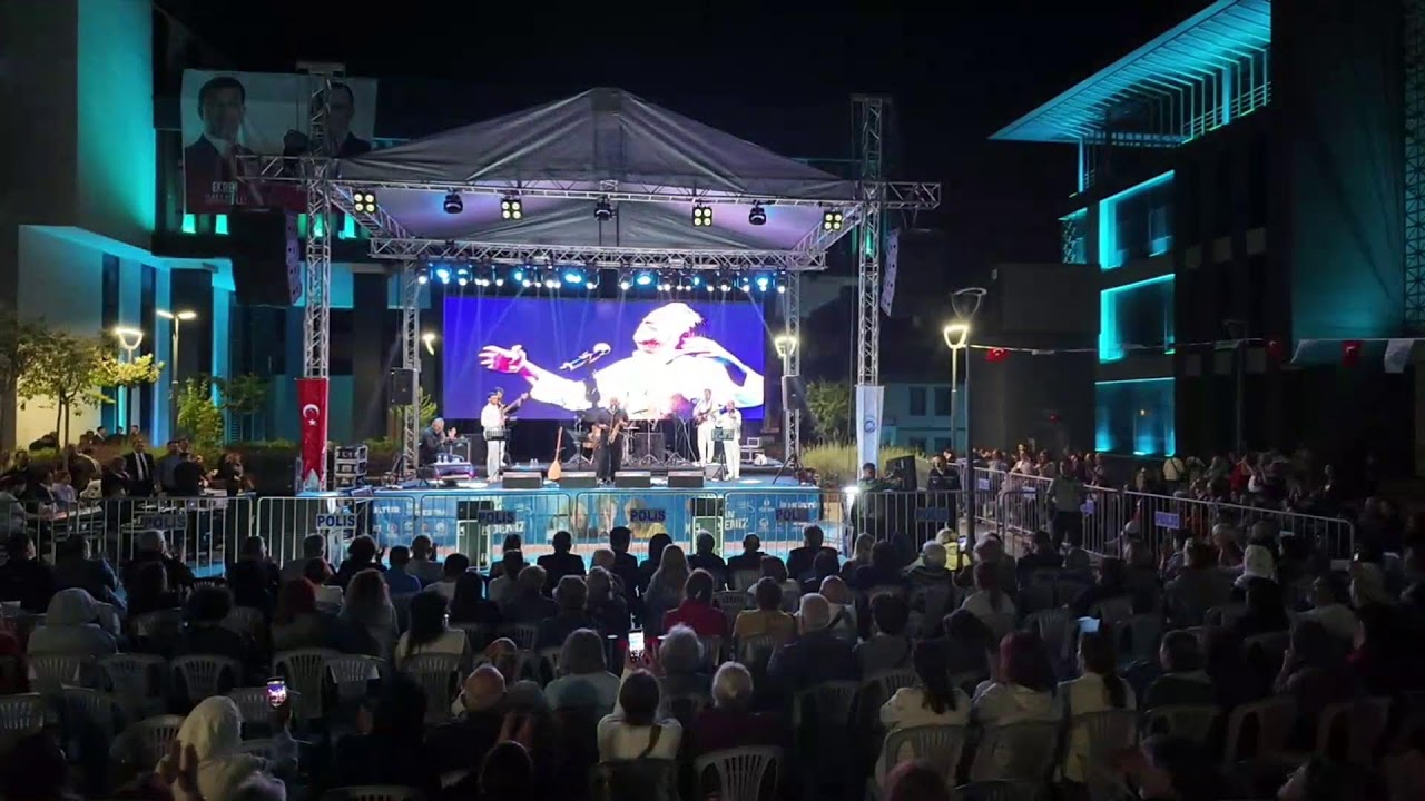 Nazim'dan Kazim'a Bir Volkan'dir Karadeniz Konser