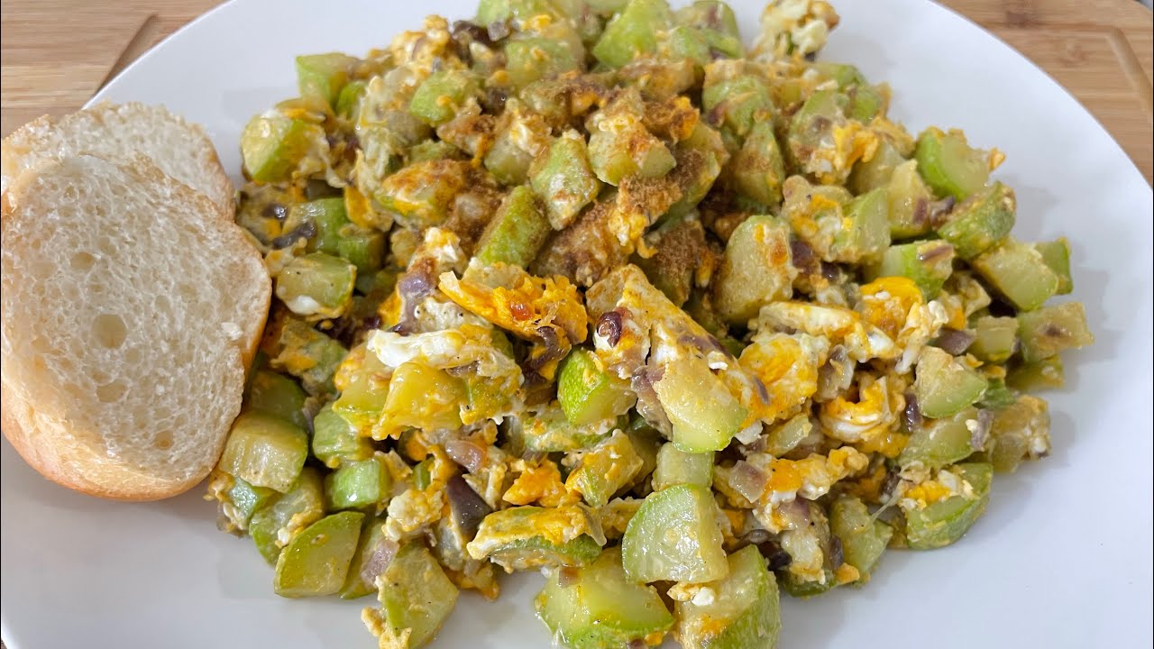 كوسا بالبيض - Zucchini with eggs