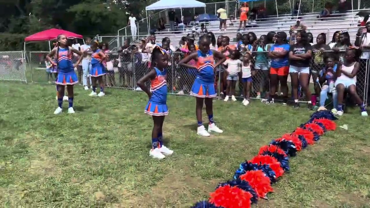 Lady Dawgs x Garfield Gators Termite cheerleaders #subscribeformore #cheermom #subscribe #cheer