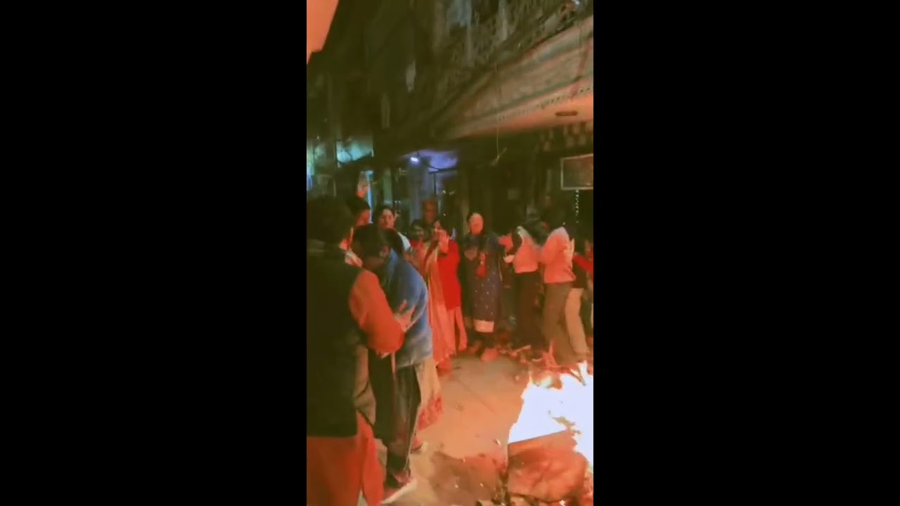 Lohri celebration 🎉 #dance #lohrinight #lohri #celebration #viralvideo #trendingdance #dhol#bhangra 