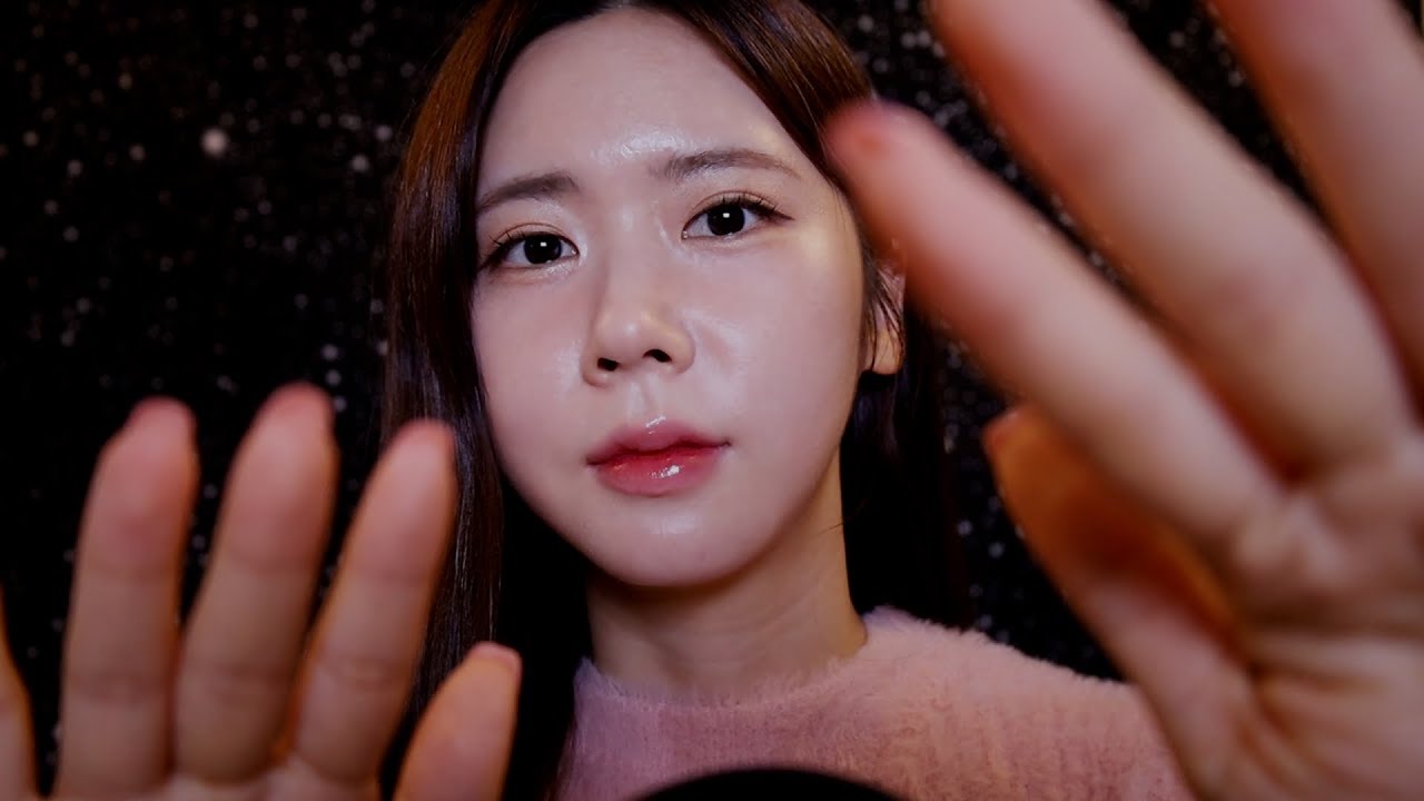 Касаюсь тебя, пока ты не заснешь ASMR/Касаясь тебя/ Прикосновение и постукивание по объективу камеры