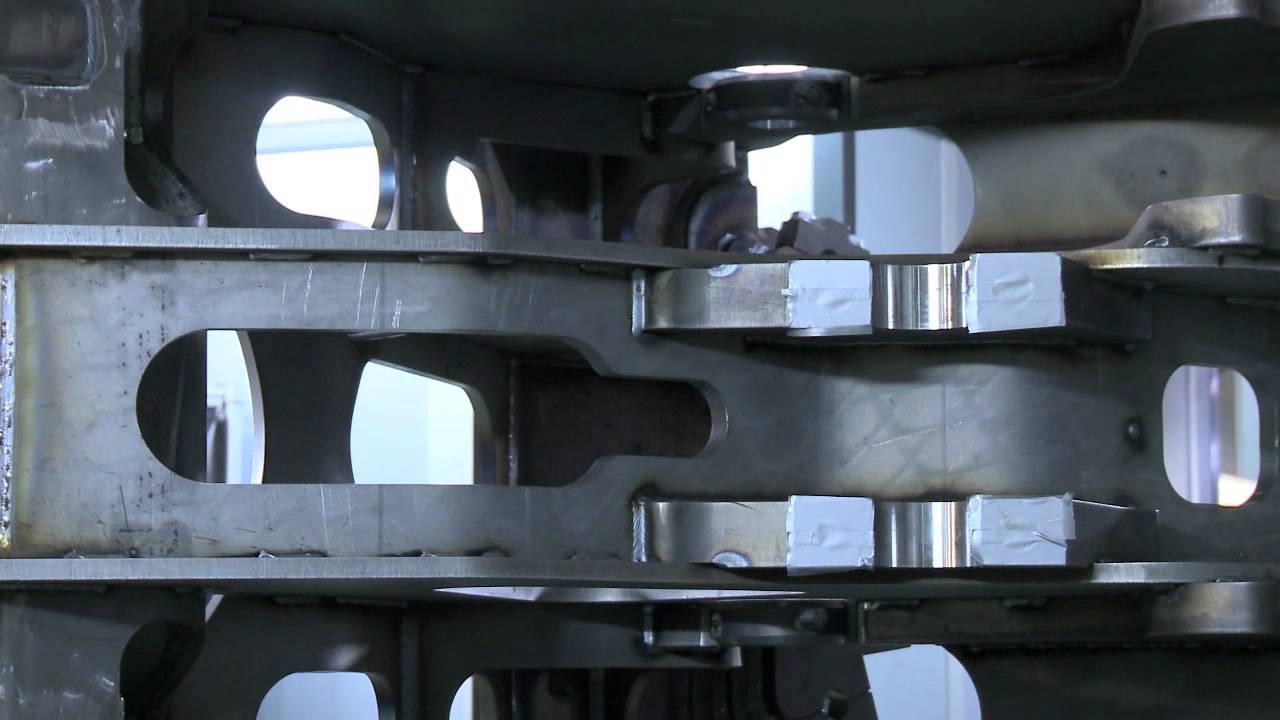 Welding robot for thick plate applications