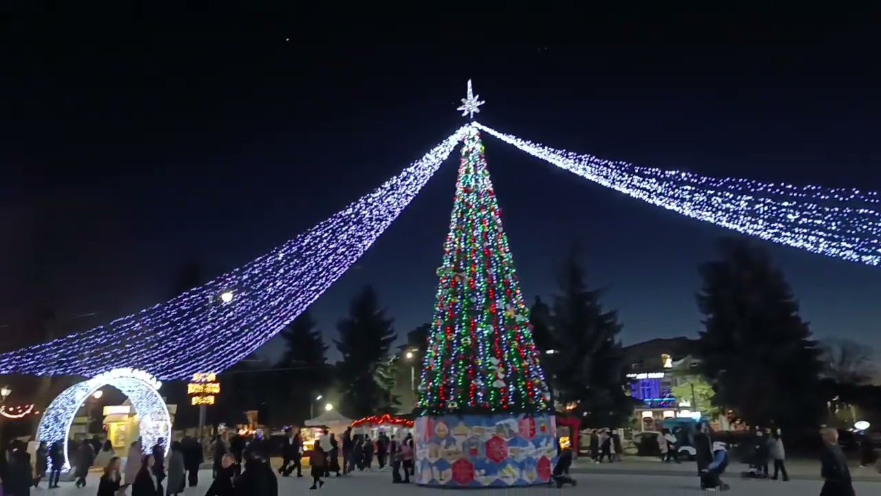 Новогодний город 🎄❄️🎆