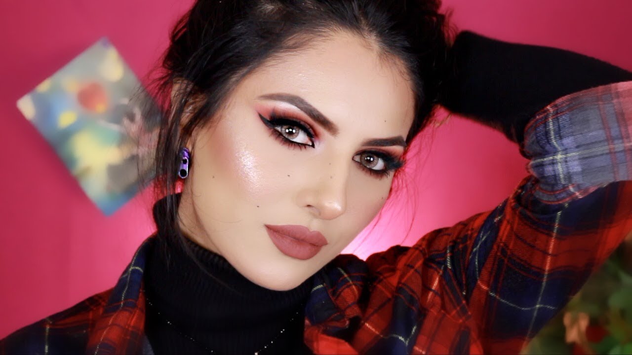 كوني ملكه المكياج السموكي البرغندي | نورس ستار