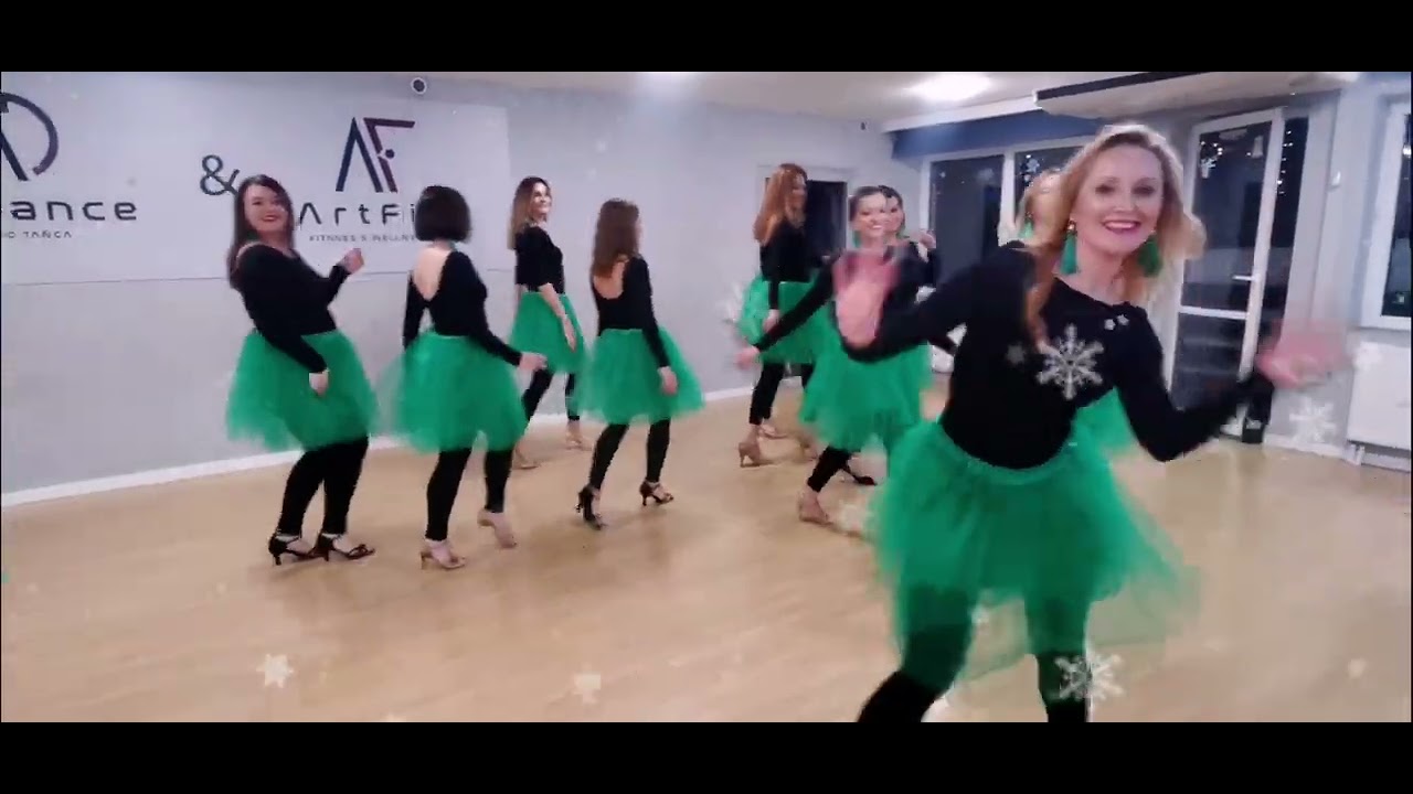 Latino Ladies gr. średniozaawans. w świątecznej choreografii 🎄❄️🎄ArtDance Warszawa Rembertów.