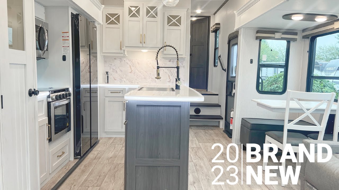 2023 New Dutchmen RV Astoria Platinum Fifth Wheels 3173RLP For Sale Tour | RV Dealer in MI, IN, OH