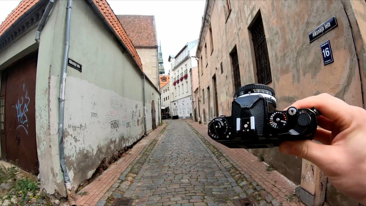 Which is the best prime lens for travel? testing out the 50mm in Riga, Latvia