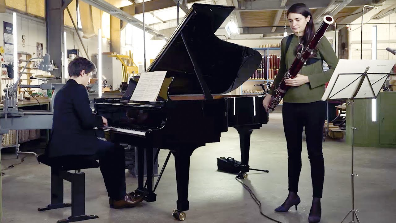 Sophie Dervaux performing at Püchner’s workshop