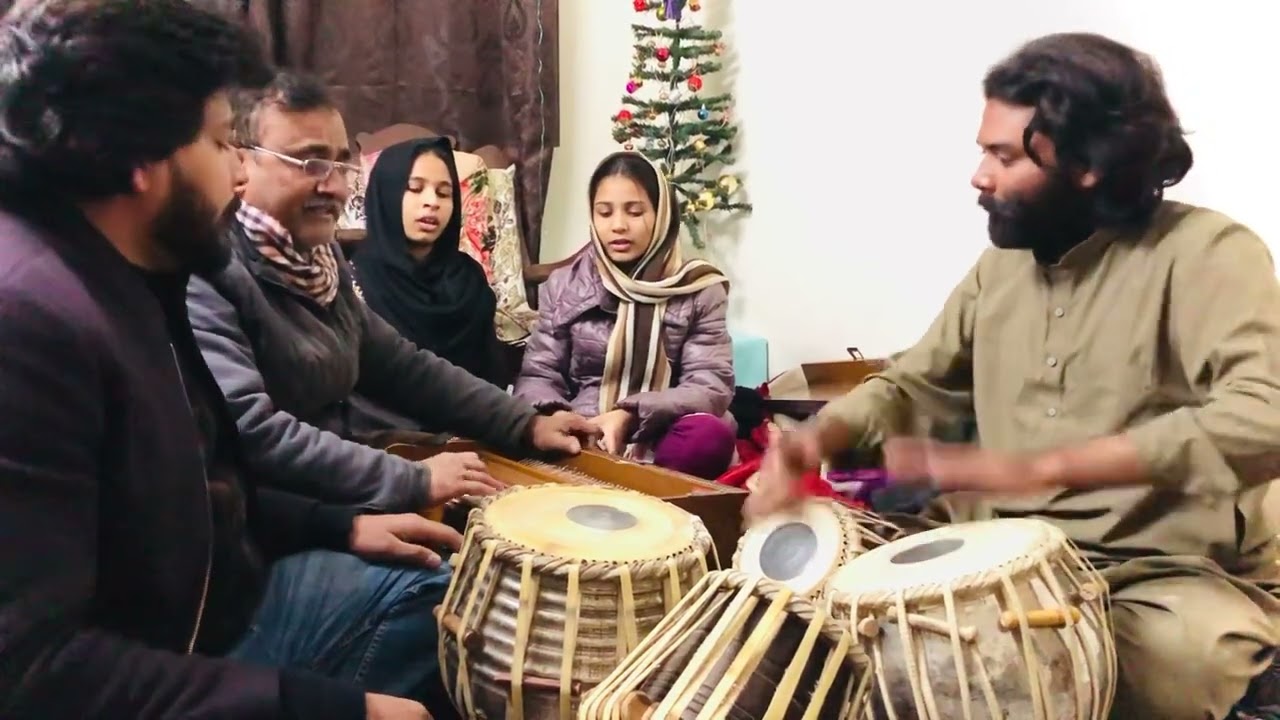 Masihi geet raat guzari tu phr sehar ayi by worshipers of God ​⁠Christmas song