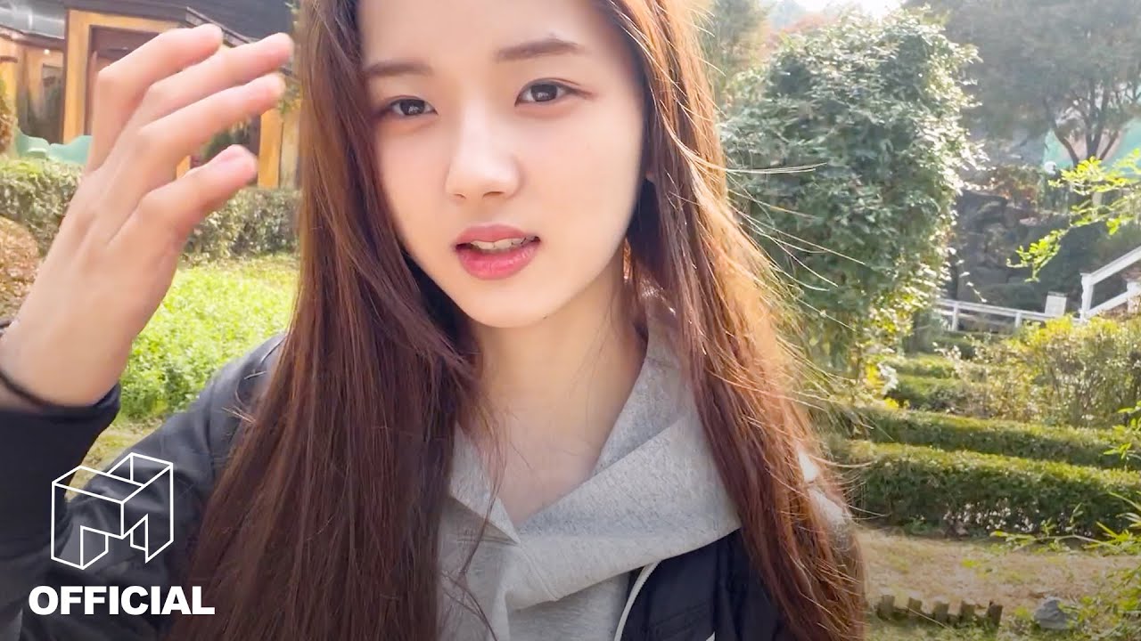 지우의 수행평가 | tripleS 트리플에스 : SSSIGNAL 221023