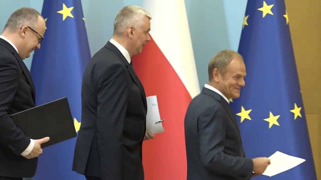 FIKCJA TUSKA! Komisja rozwiązana po cichu. Tak premier 