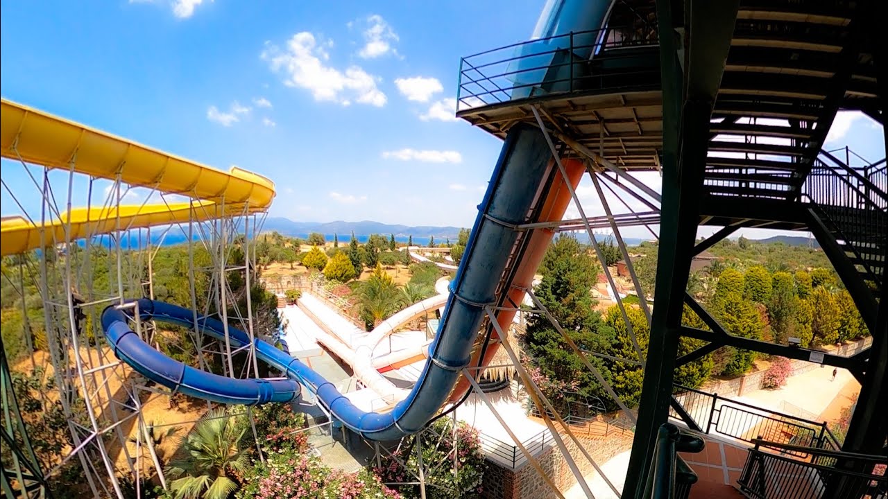 Adaland Aquapark Loop Blue Water Slide