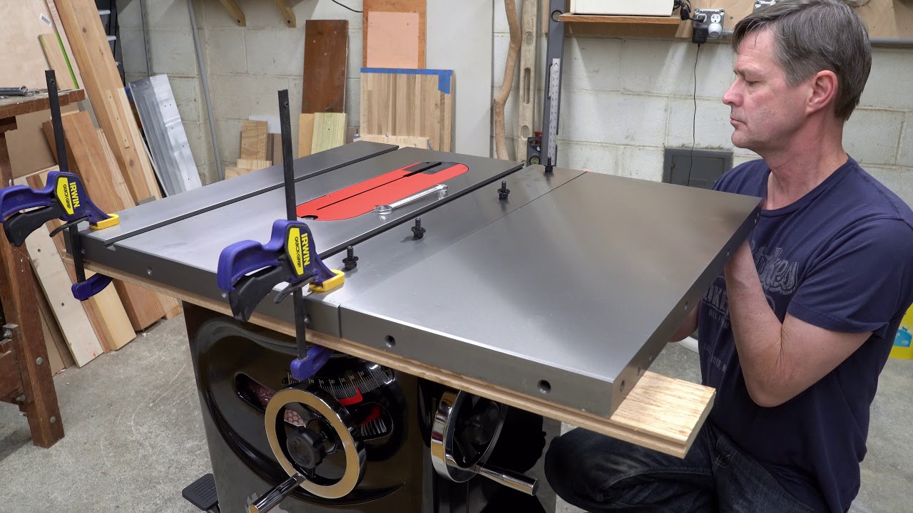 Sawstop PCS175 delivery, unbox, assemble and first cut in 3 minutes
