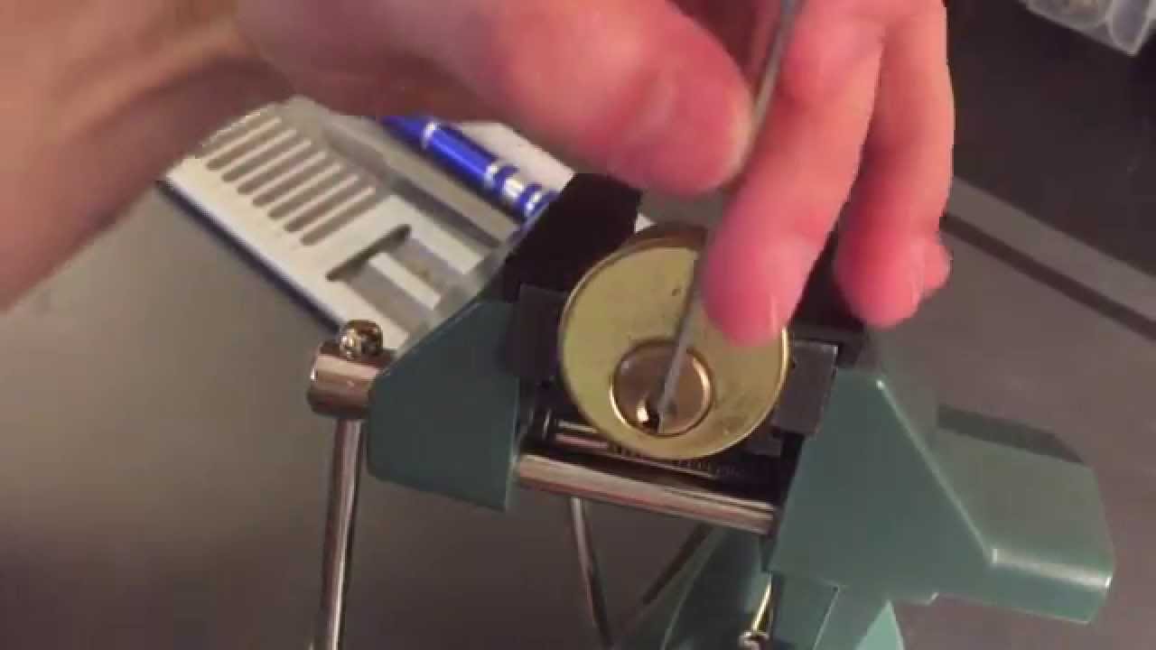 [43] Papa Gleb 7 Pin Schlage Challenge Lock Picked and Gutted