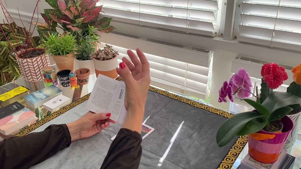 ✨🔮 LEÃO ~ WOW Leão! Essa pessoa está sentindo sua falta 💕
