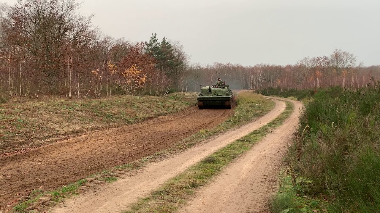 Unser Havelland: Panzer rollen wieder durch die Döberitzer Heide - aber für den Naturschutz