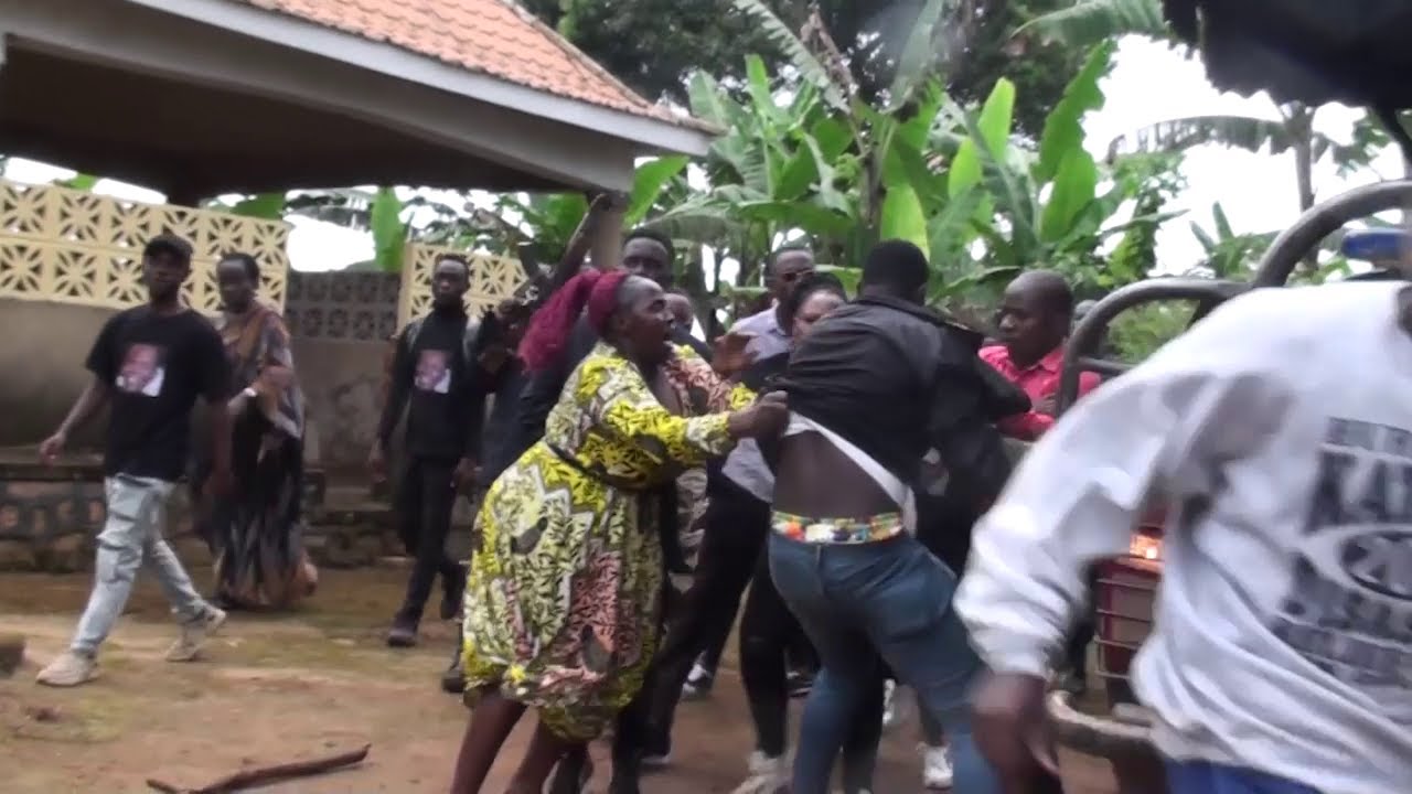 Agataliikonfuufu  ABALANGIRA BUBEEFUSE N’ABAANA ABAZZE OKUZIIKA KITAAWE KU MASIRO