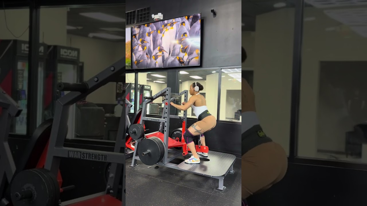 Leg day Npc figure building season 