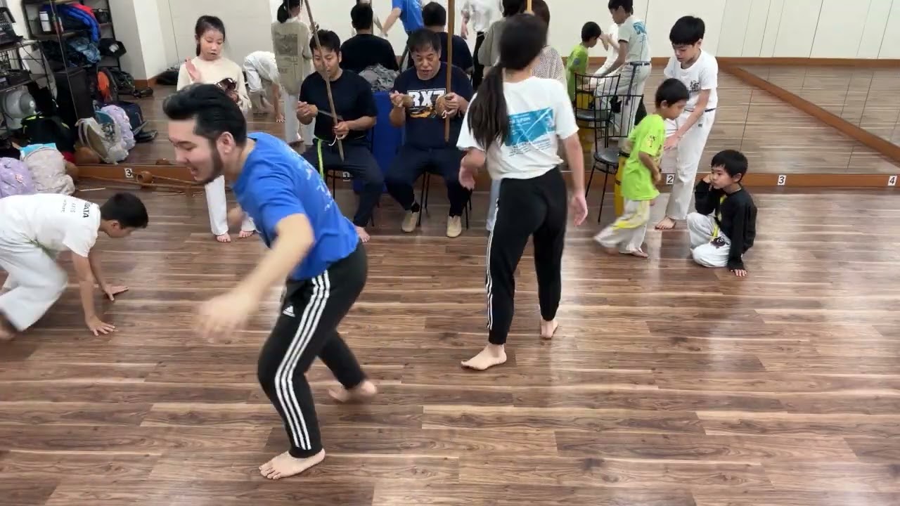 カポエイラ梅田朝練20251214