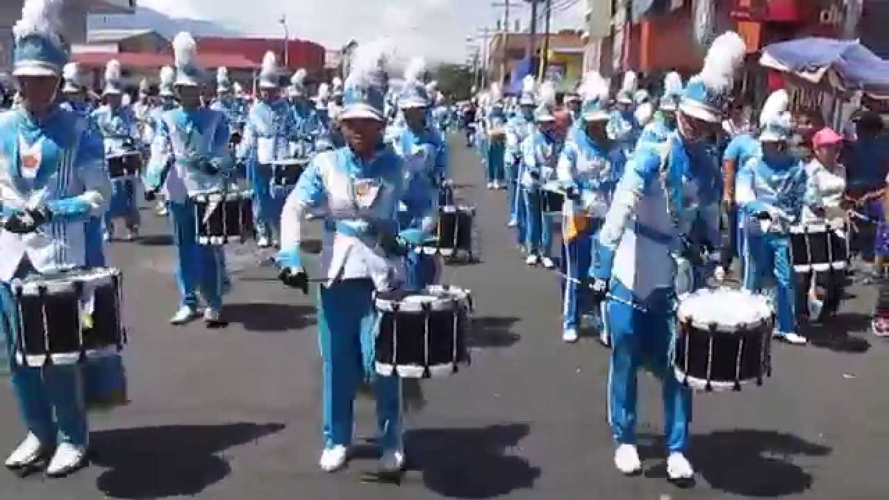 Banda de Guerra del JTR de San Pedro Sula, el 15 de septiembre del 2015.