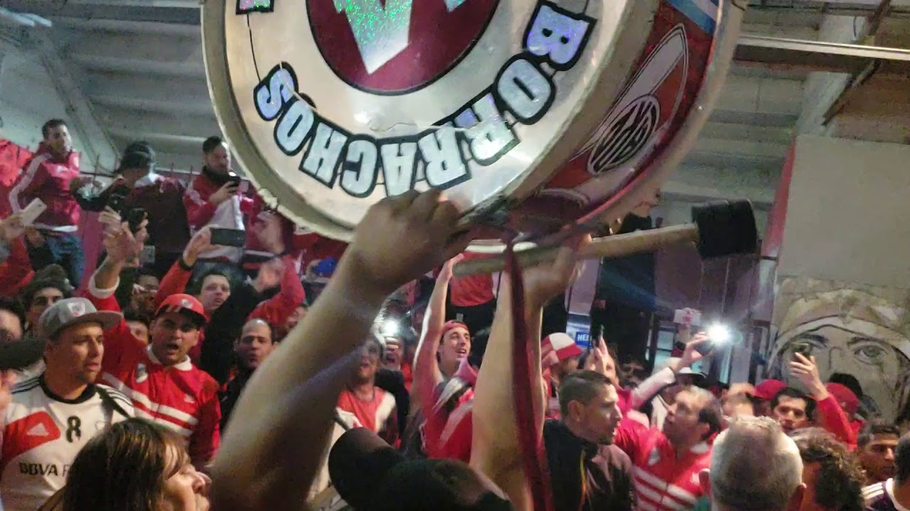 ESTO PASA CON LOS BORRACHOS DEL TABLÓN- RIVER PLATE 2018- COPA LIBERTADORES