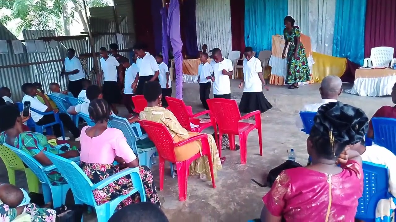 Watoto hao