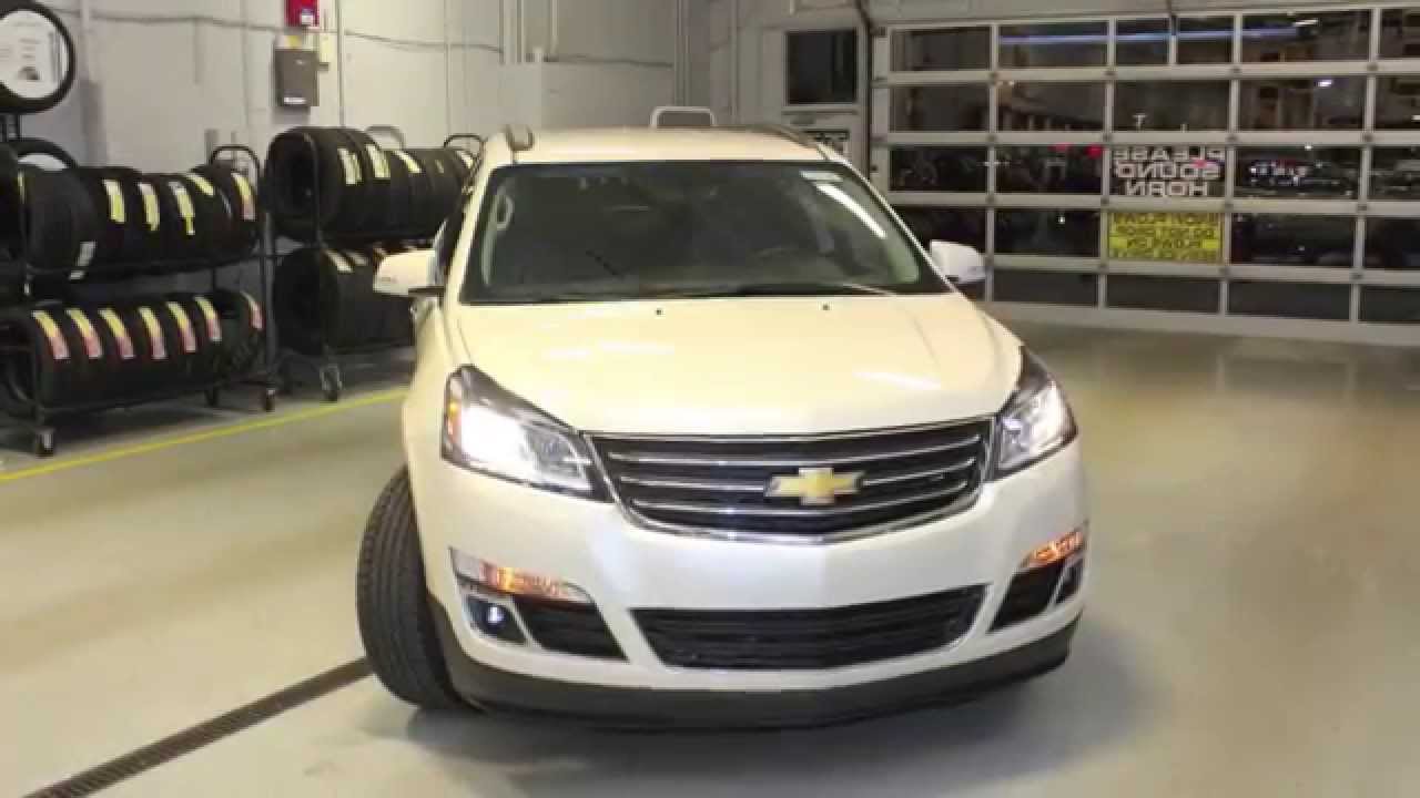 2015 Chevrolet Traverse Walkaround (Spanish)