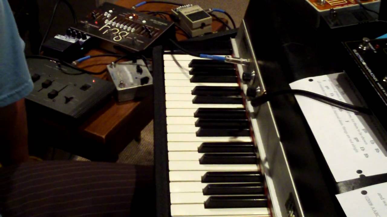 Rhodes Piano & EHX HOG textures