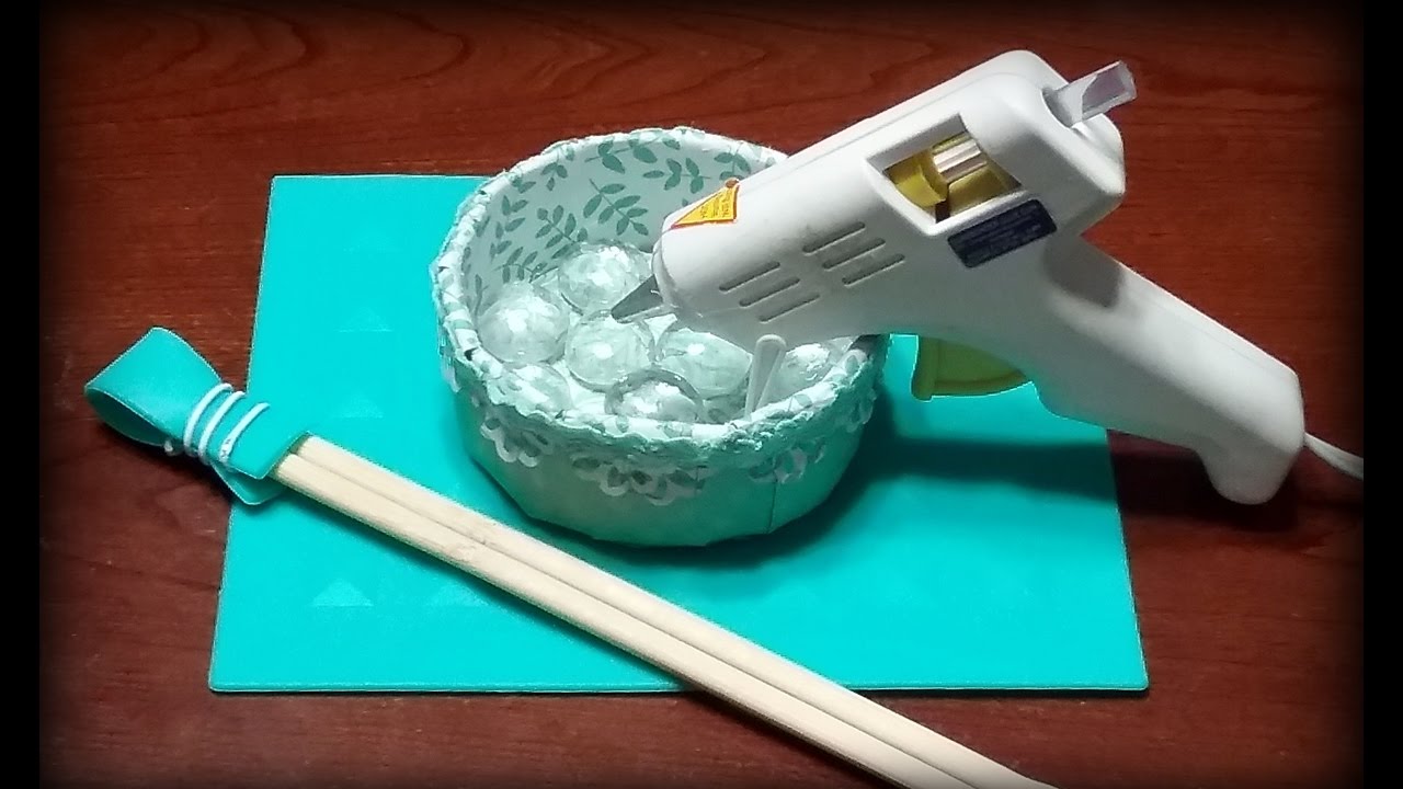 RECYCLE IDEAS: Glue gun holder