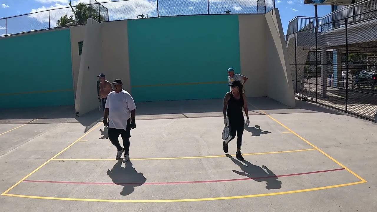 Frank M & Mindy M vs Pepsi Steve & Rene
