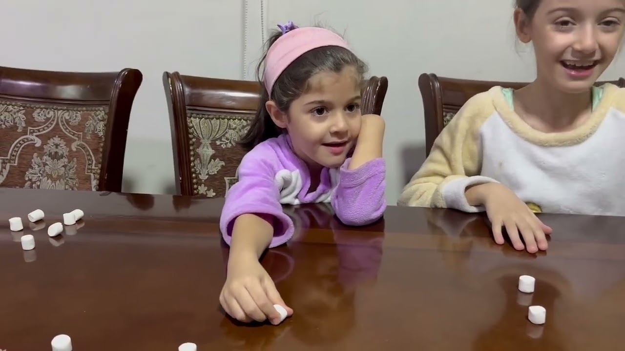لعبنا تحدي فخ الحلوى تتوقعو مييين اللي فاز ؟😅