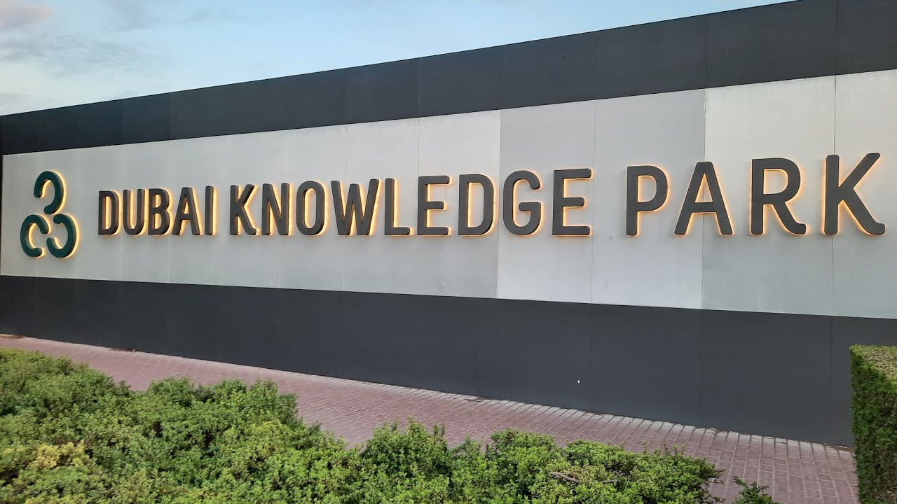 Dubai Knowledge Village - A Detailed Walking Tour