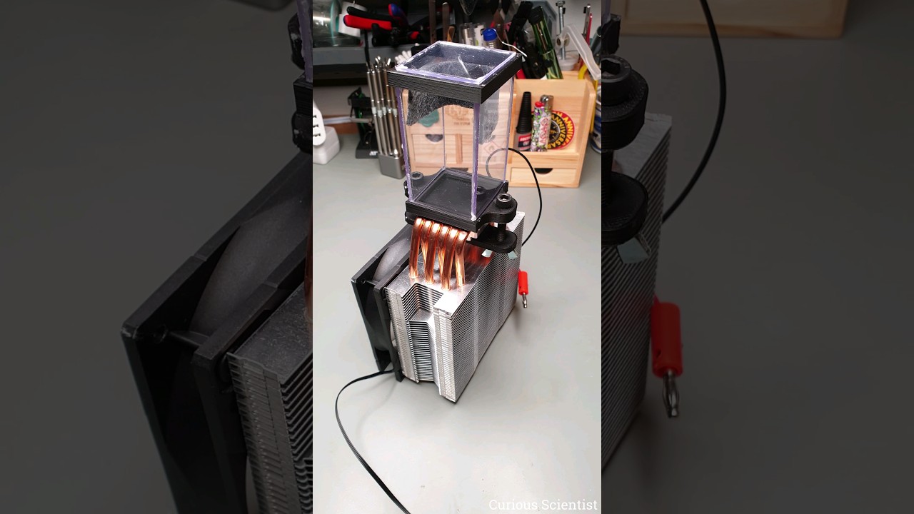 How to build a cloud chamber in 1 minute #science #physics #radioactive #Peltier #cloudchamber