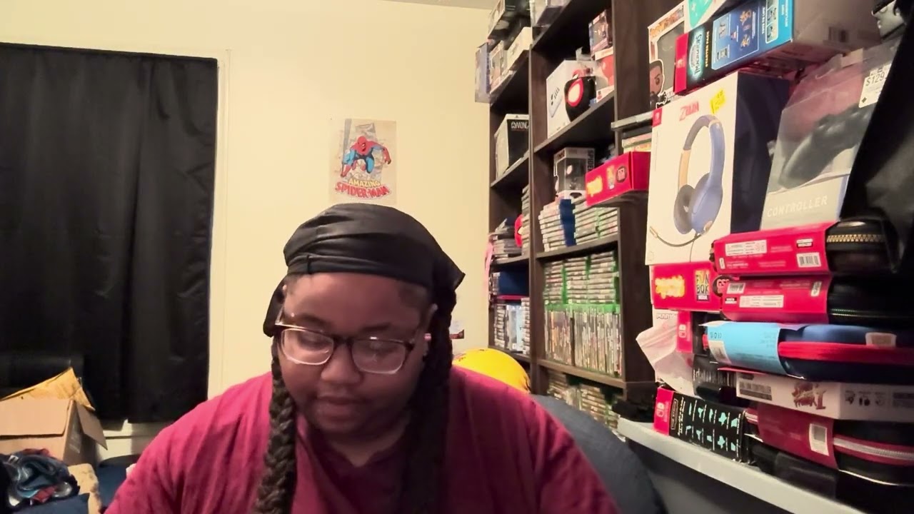 Unboxing of Stranger Things season one vhs case 