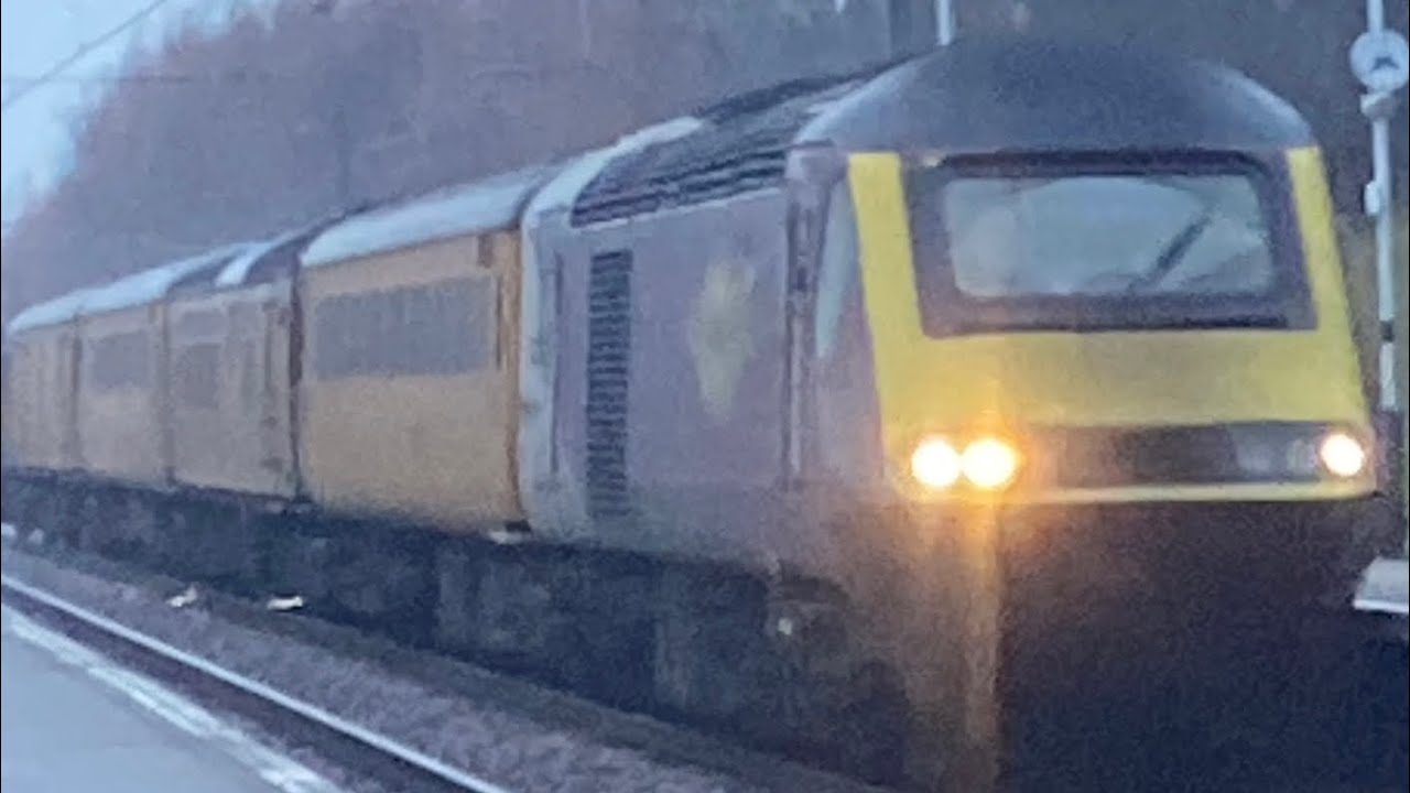 Musselburgh Train Station - Cross Country, LNER, Lumo and more. 
