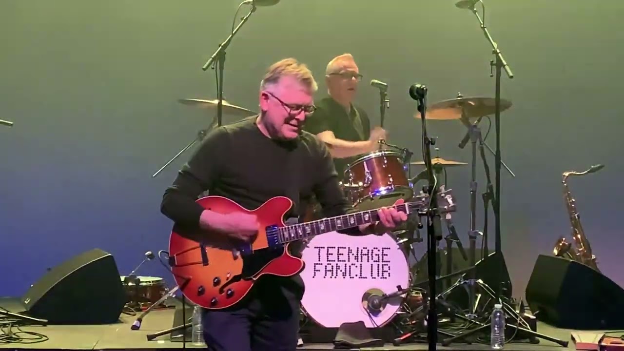Alcoholiday - Teenage Fanclub at Tramway Glasgow 05 Nov '23