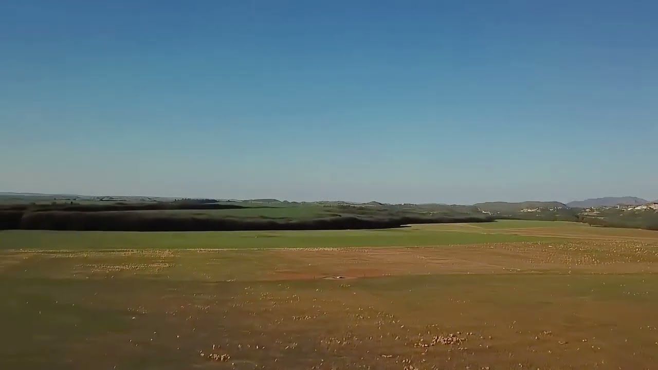 Sobrevuelo de campos en el valle de Estancia Grande, Dpto. Cnel. Pringles, San Luis, Argentina